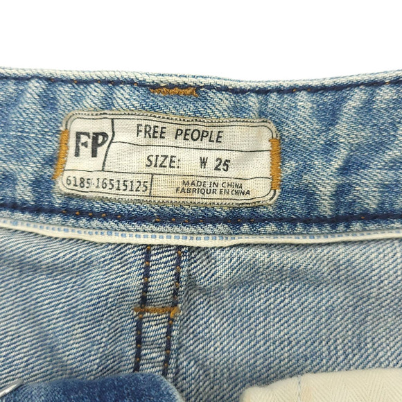 Free People Jean Shorts High Rise Cut Off Distressed Size 25 - Picture 4 of 5